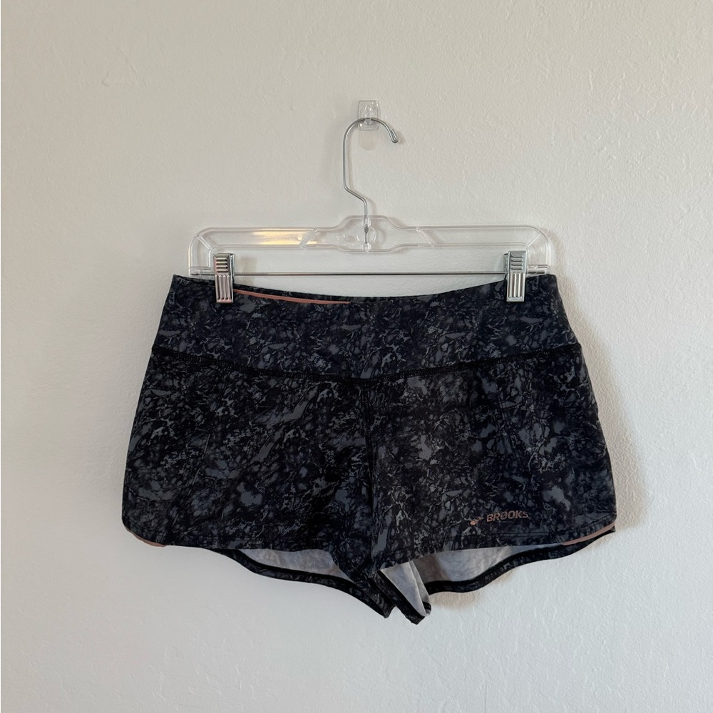Brooks Camo Patterned Women's Running Shorts